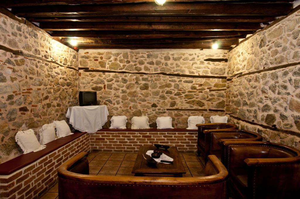 Vergoula'S Mansion Kastoria Ngoại thất bức ảnh