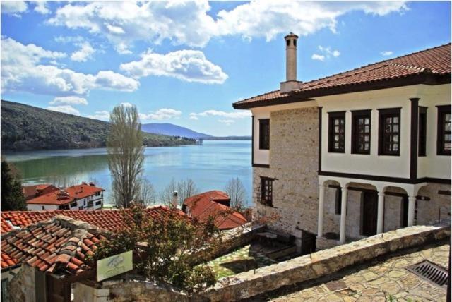 Vergoula'S Mansion Kastoria Ngoại thất bức ảnh