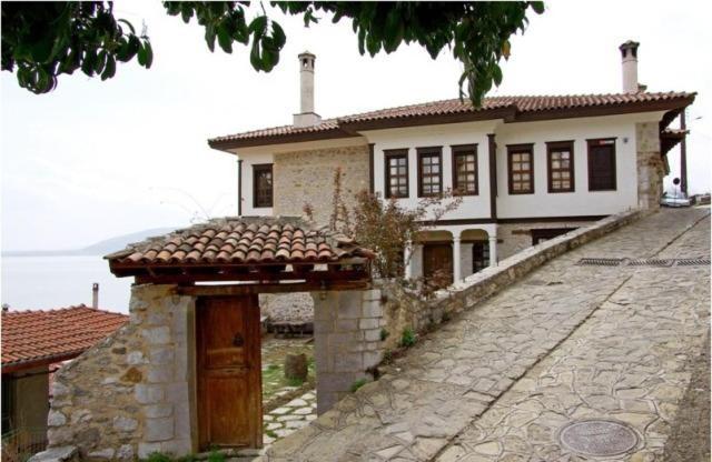 Vergoula'S Mansion Kastoria Ngoại thất bức ảnh